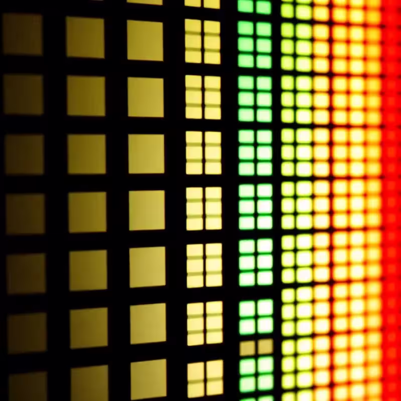 Dead pixel detection test pattern with color grid for comprehensive screen analysis